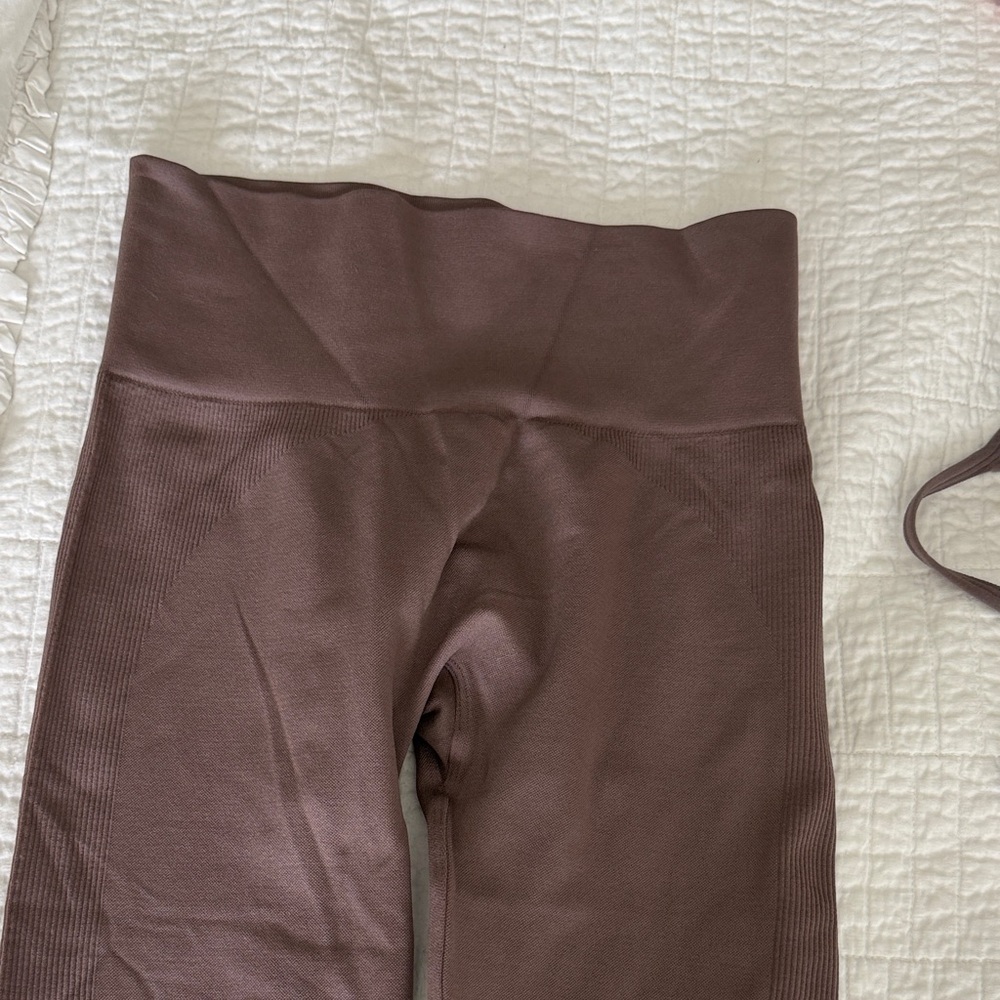 SET Active High-Waist Seamless Leggings in Brown